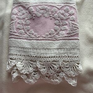Vintage Bath Towel, hand embroidered